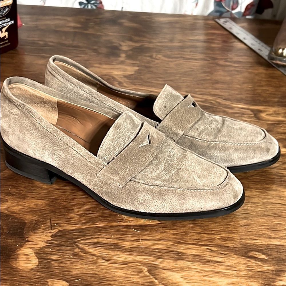 Aquatalia Tan Flats with Suede Finish and Slip-On Style